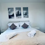 Luxury 2 Bedroom Flat For Long Stay