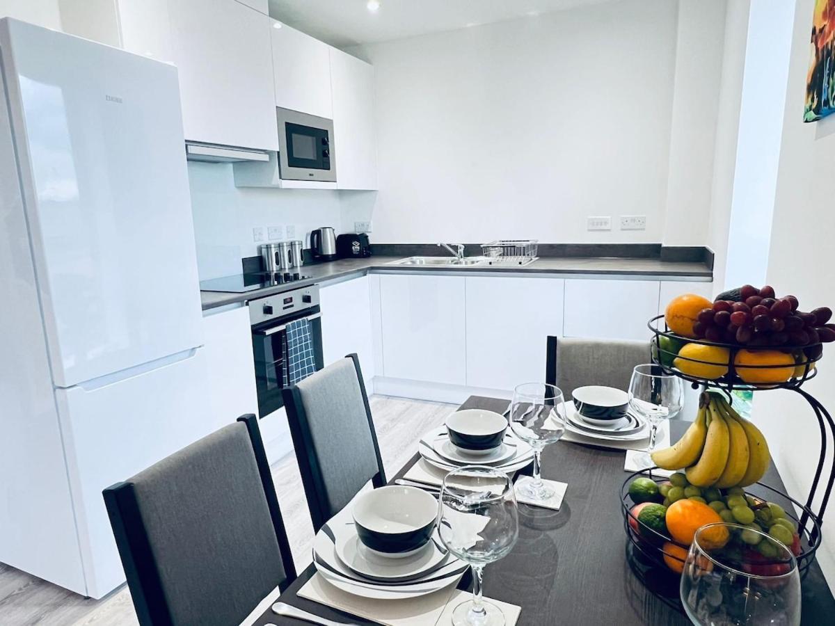 Luxury 2 Bedroom Flat For Long *