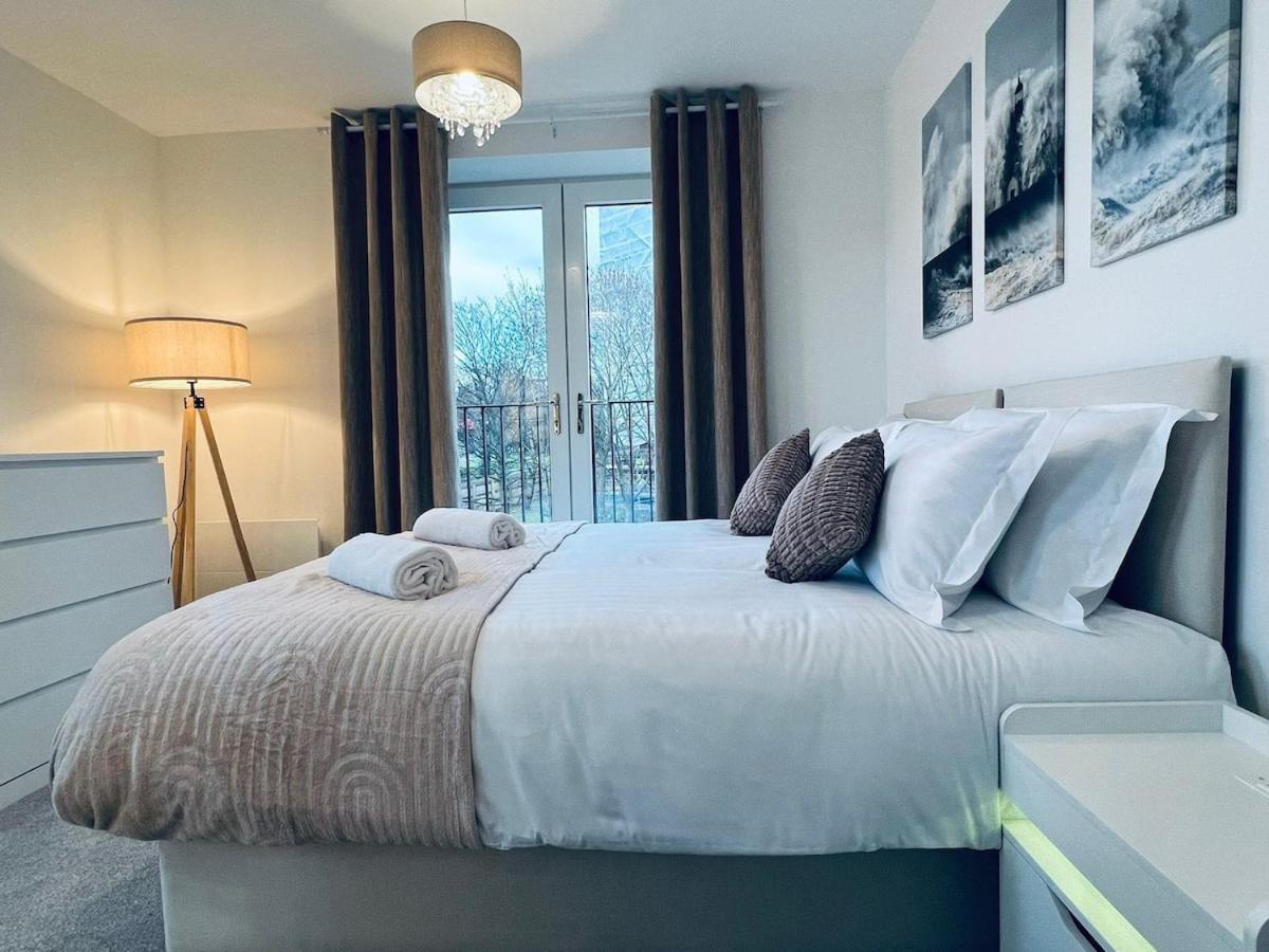 Apartment Luxury 2 Bedroom Flat For Long *