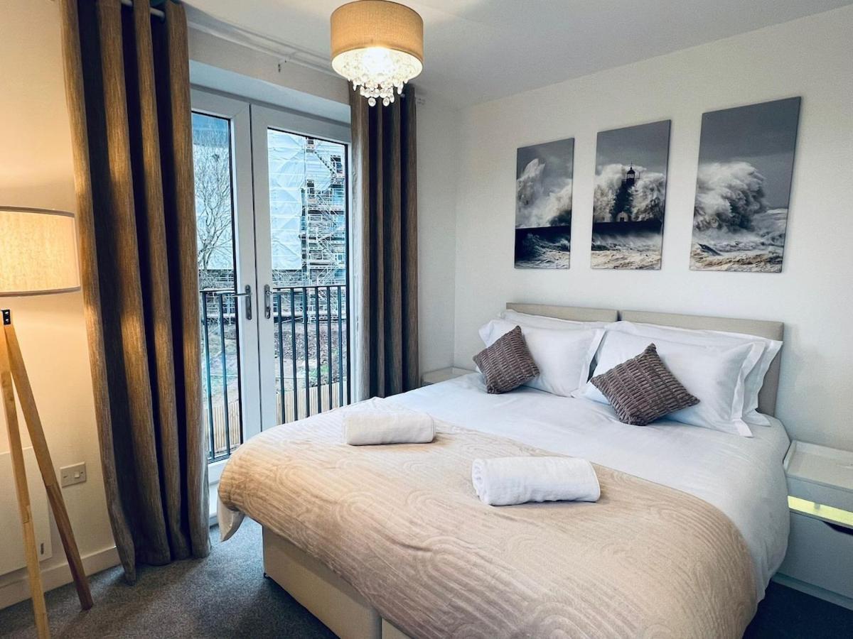 Apartment Luxury 2 Bedroom Flat For Long